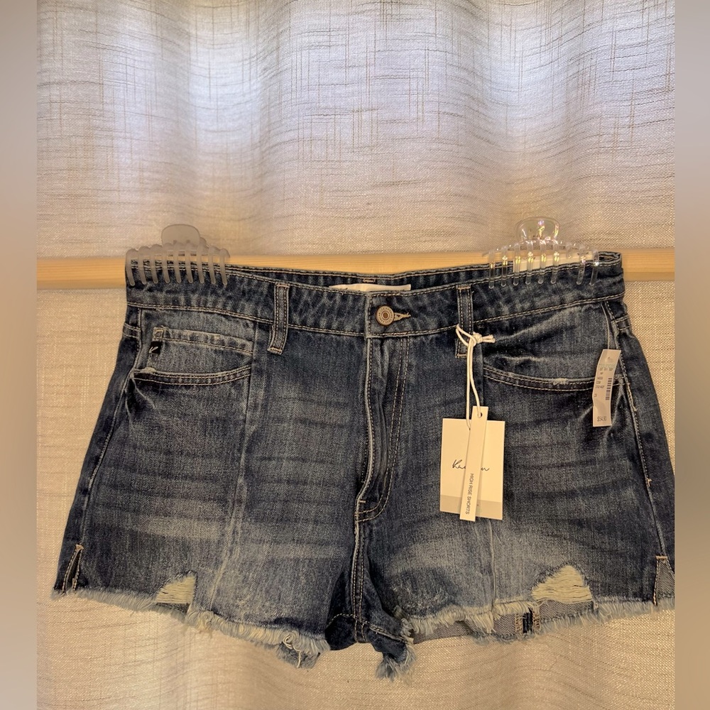 KanCan High Rise shorts size 29; NWT!